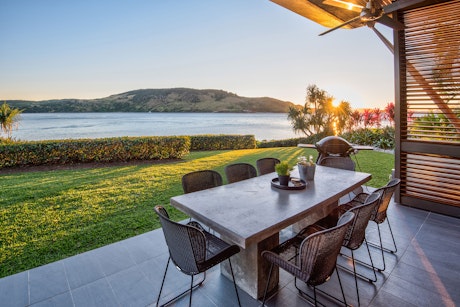 Hamilton Island Holiday Homes, Yacht Club Villa, Family Holiday