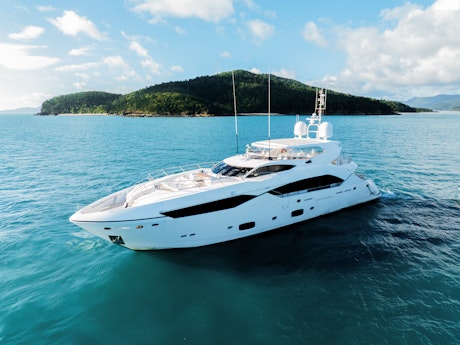 Hamilton Island Luxury Yachts, MY Rascal