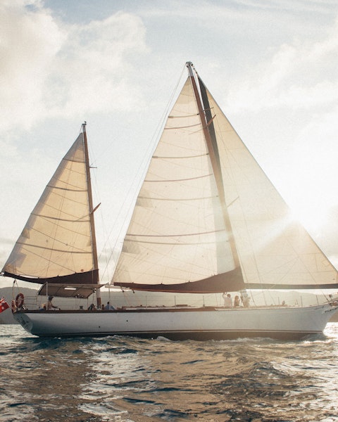 Lady Enid Sailing Hamilton Island Vacations