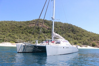 Luxury sailing around Hamilton Island on a catamaran 