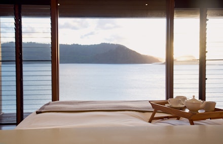 qualia, the ideal Queensland luxury resort draws guests wanting Queensland luxury accommodation and the best Whitsunday island accommodation holiday packages.