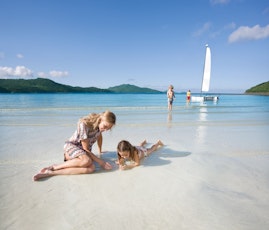 Hamilton Island family holiday - mother and daughter activities