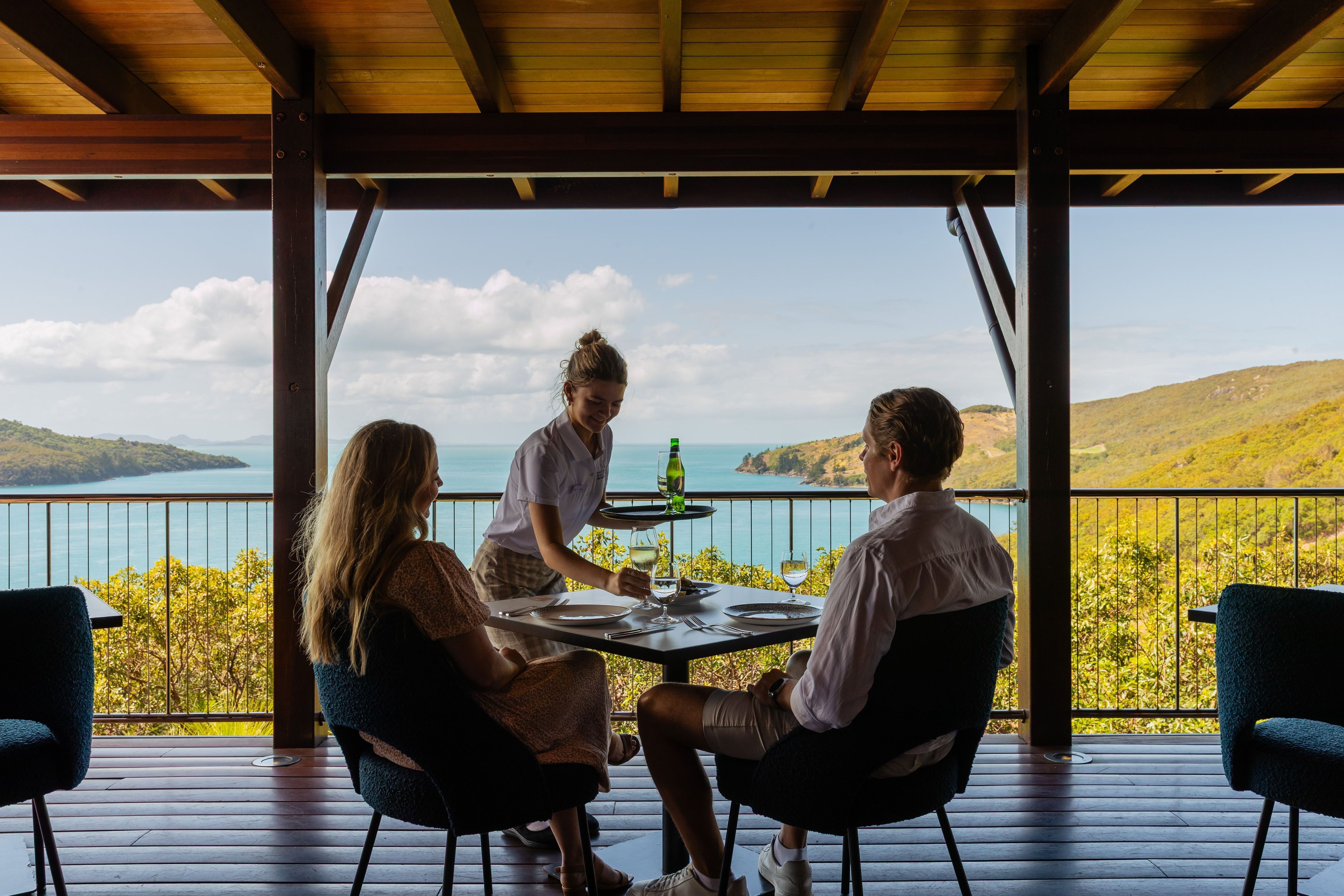 hamilton island golf club dress code Clubhouse Restaurant