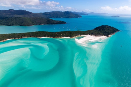 Explore the amazing sights of Hill Inlet - luxury holidays Hamilton Island 