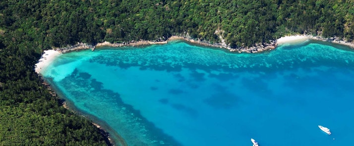 Explore Hamilton Island and the Great Barrier Reef by air - luxury holidays Hamilton Island 
